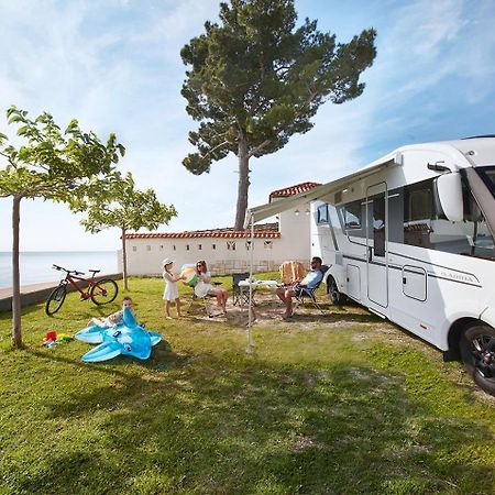 Camping Adria Ankaran - Pitches Kültér fotó