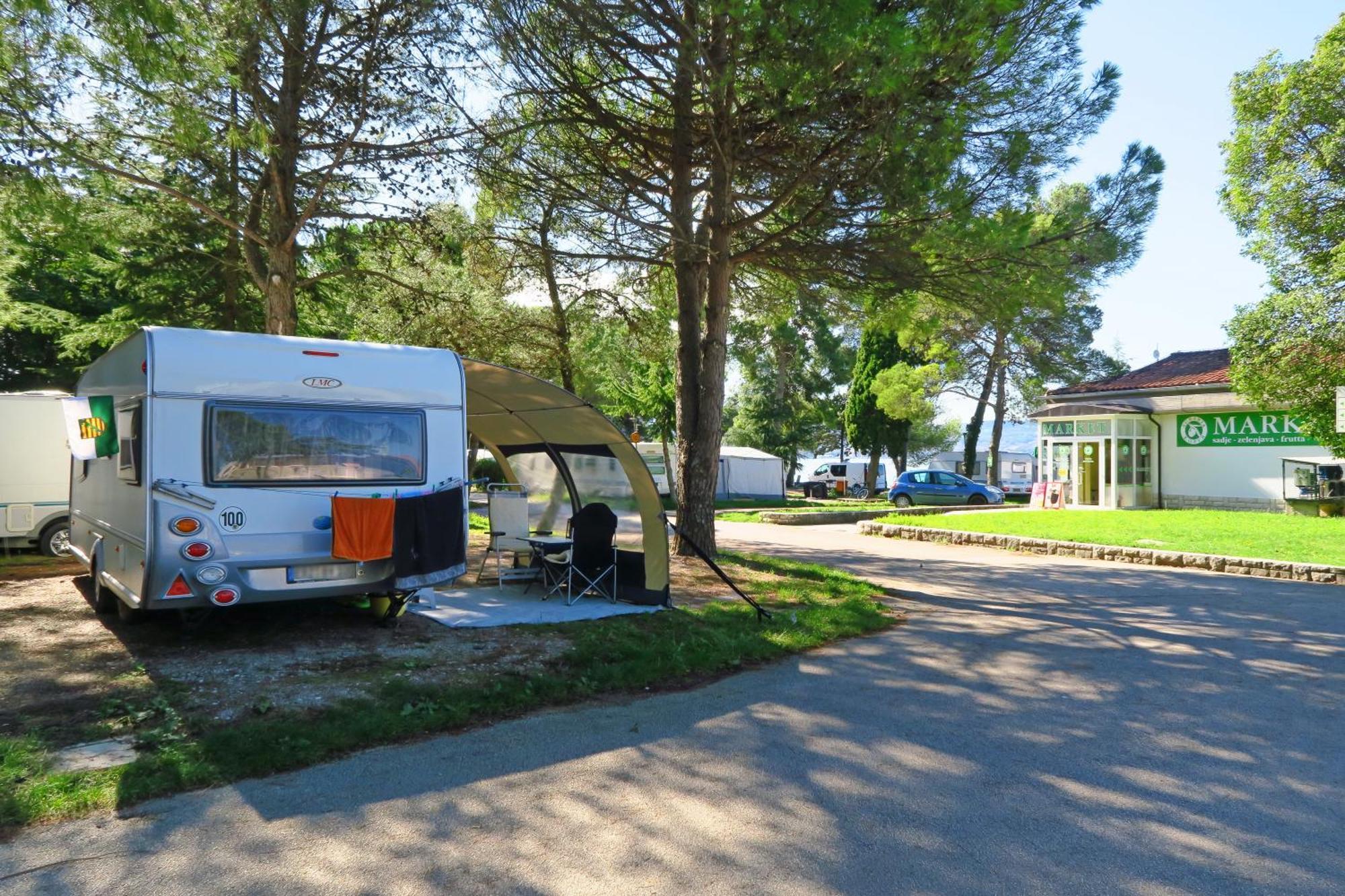 Camping Adria Ankaran - Pitches Kültér fotó