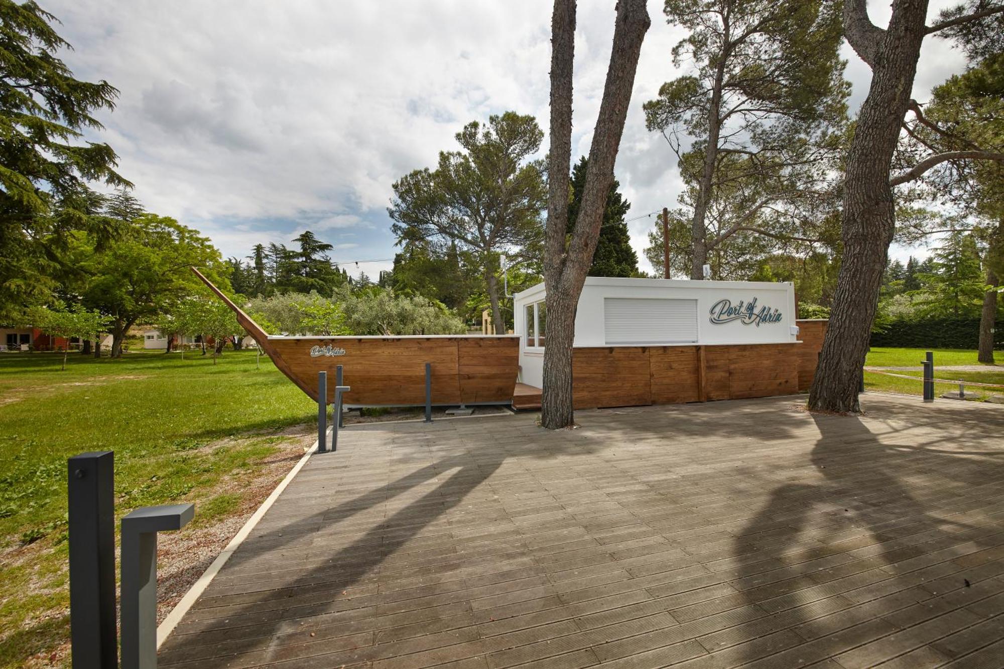 Camping Adria Ankaran - Pitches Kültér fotó
