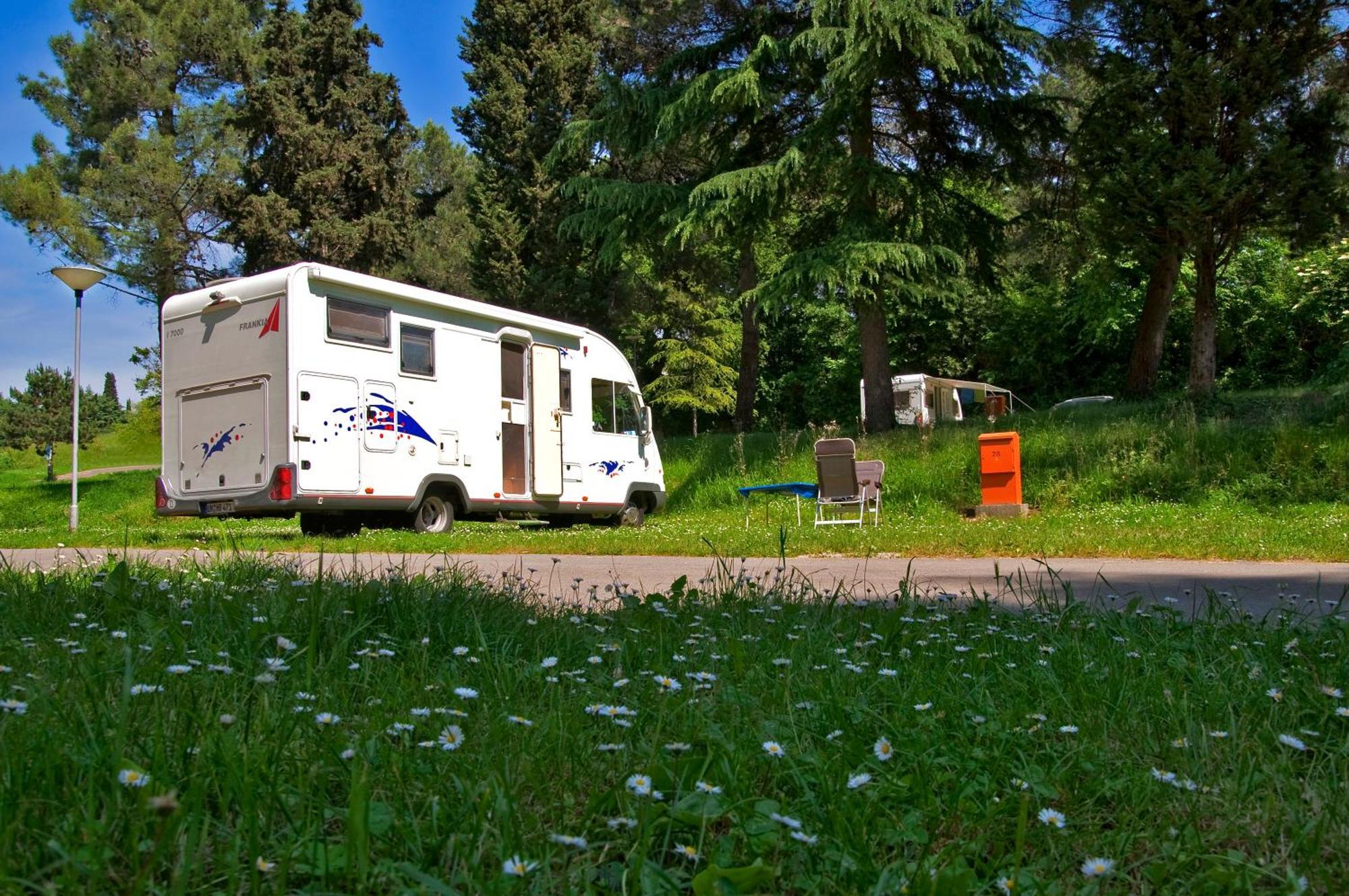 Camping Adria Ankaran - Pitches Kültér fotó