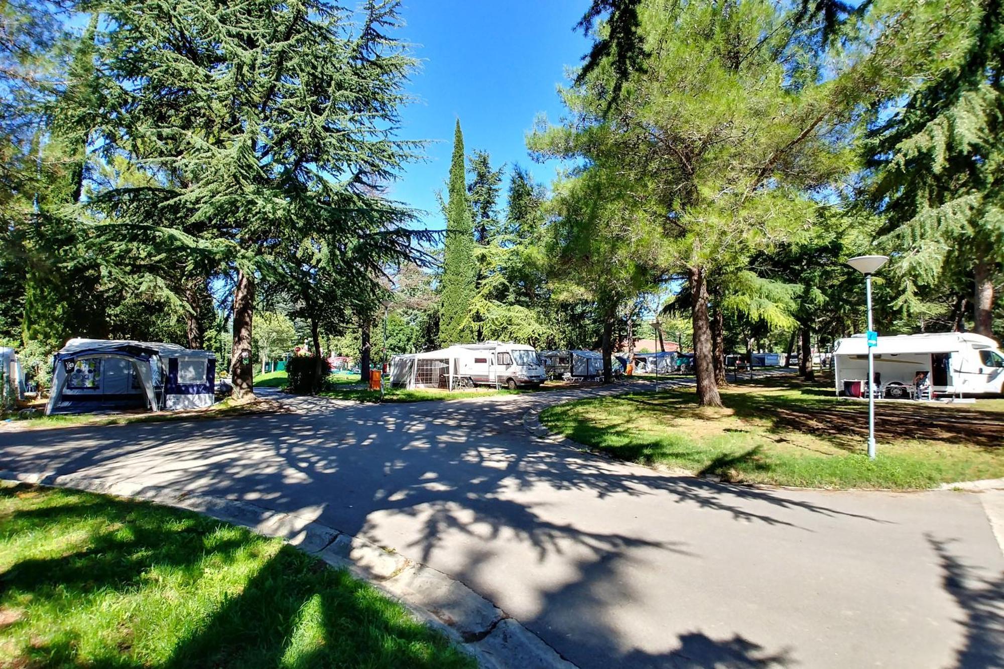 Camping Adria Ankaran - Pitches Kültér fotó